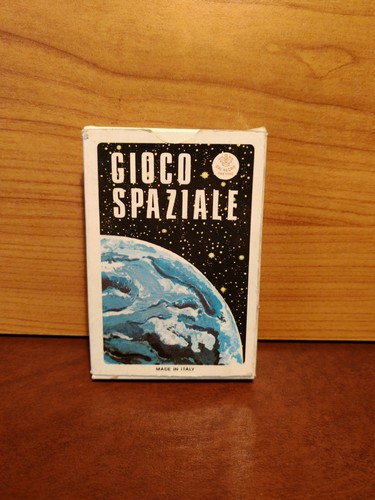 Gioco spaziale carte - spaziale:,